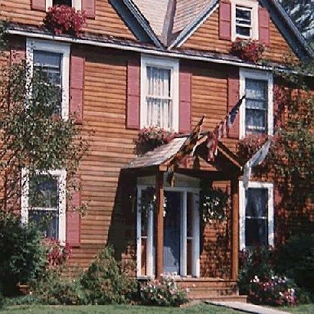 Chesapeake Inn Of Lenox Esterno foto